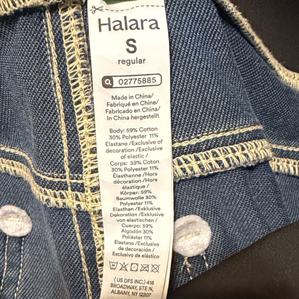 HALARA Wide-Leg Jeans in Medium Blue - Picture 3 of 3